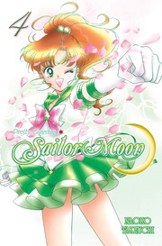 Pretty guardian : Sailor Moon  Cover Image